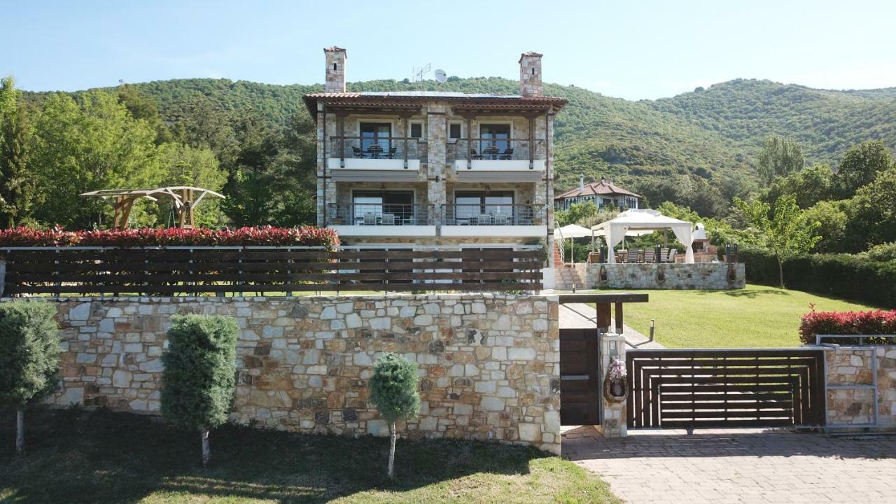 Evmorfes Villas Polygyros Exterior photo